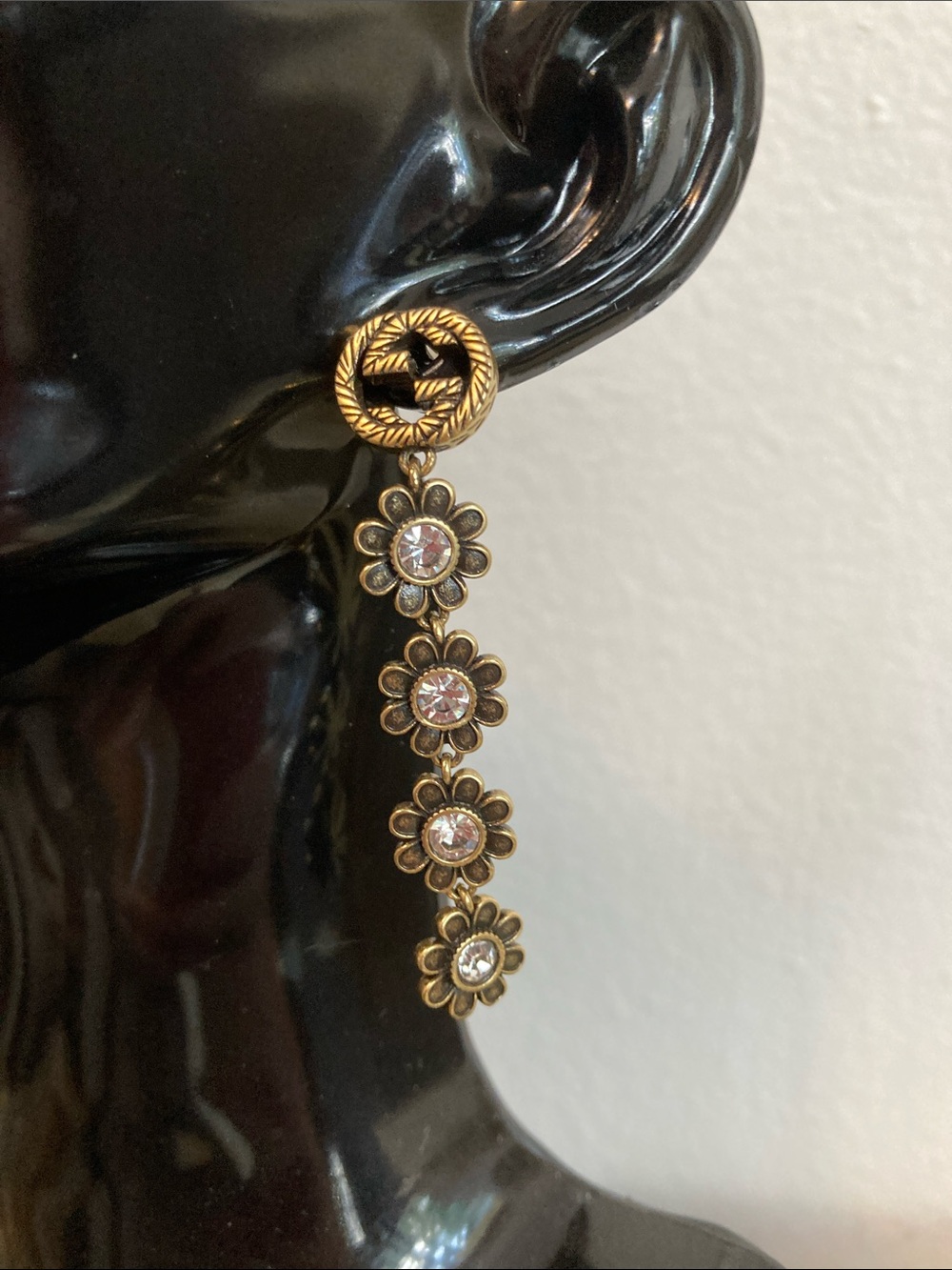 Gucci Gold Floral Dangle Earrings - Women Jewelry - Picture 2 of 6